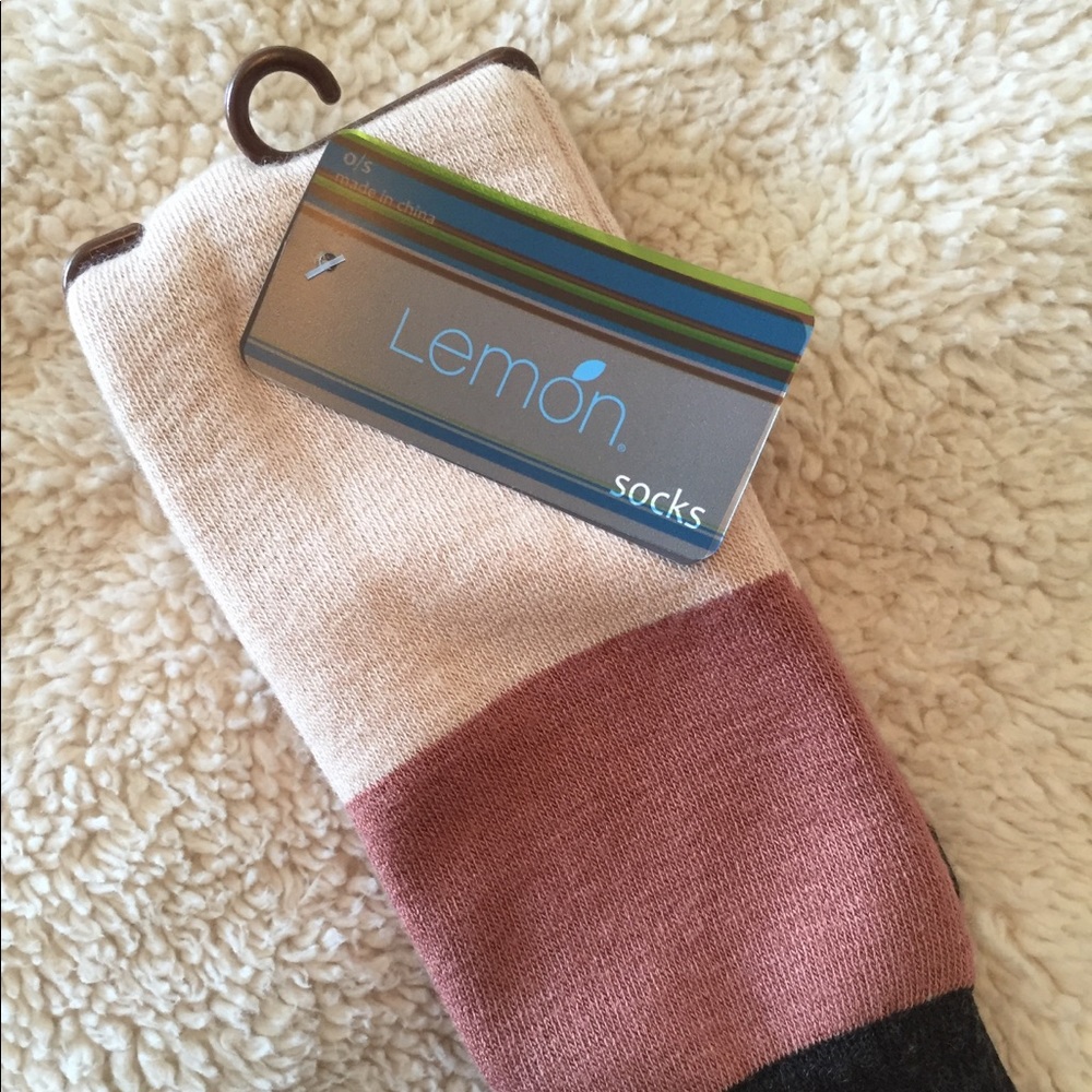 Lemon color block terry crew socks new